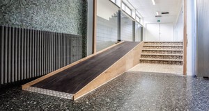 ¿Cuánto cuesta adaptar los accesos a un edificio? Precios en 2025