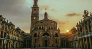 ¿Cuánto cuesta cambiar el suelo de una casa en Pamplona?