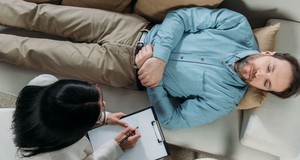 ¿Cuánto cuesta una sesión de hipnosis? Precios para 2025 ¿Cuánto cuesta una sesión de hipnosis? Precios para 2025