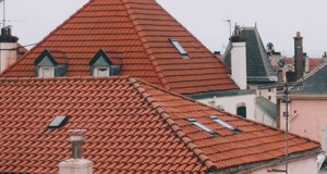 ¿Cuánto cuesta instalar un tubo solar? Precios en 2025