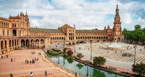 ¿Cuánto cuesta quitar gotelé y alisar paredes en Sevilla? [2026]