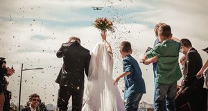 ¿Cuánto cuesta un servicio de dron para bodas en España? Precios en 2025
