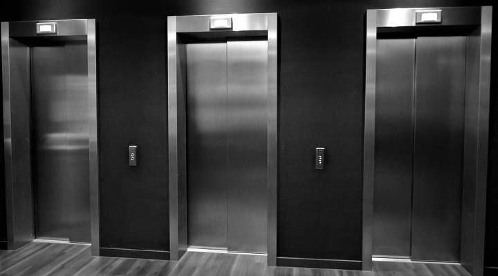 ¿Cuánto cuesta el mantenimiento de un ascensor?
