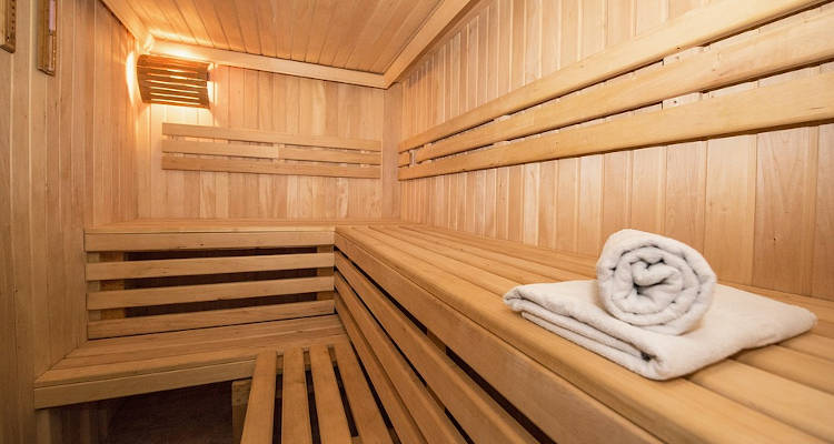 Quanto costa installare una sauna? Prezzi nel 2024