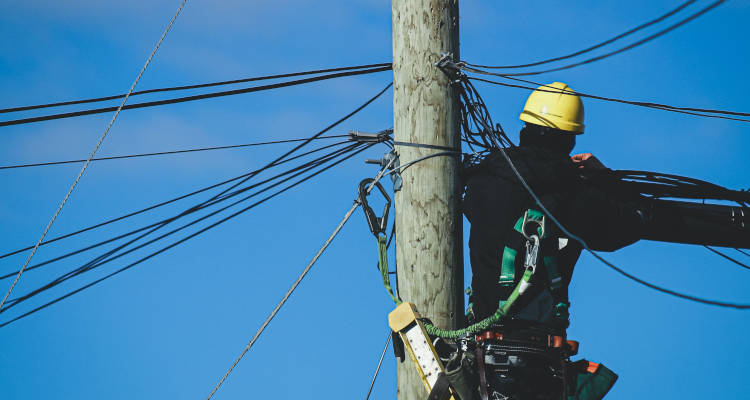 Cuánto cuesta una acometida eléctrica