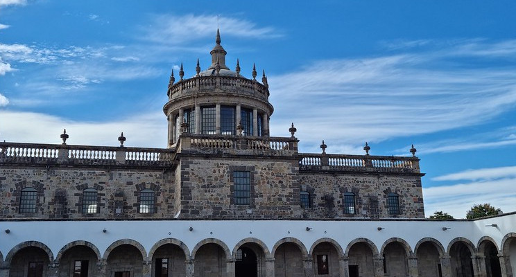 cuánto cuesta un buen arquitecto en Guadalajara