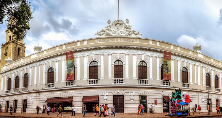 cuánto cuesta un buen arquitecto en Mérida