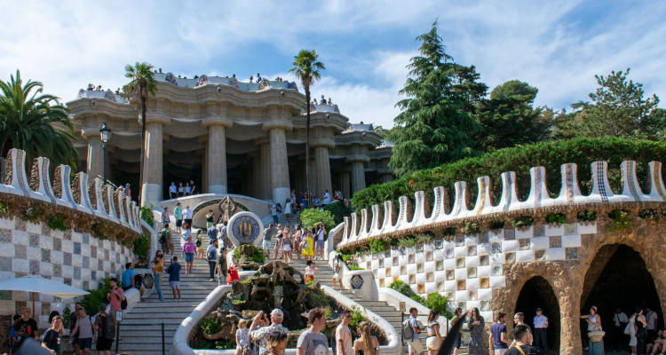 Cuánto cobra un guía turístico en España