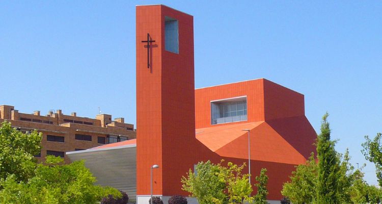 ¿Cuánto cuesta cambiar el suelo de una casa en San Sebastián de Los Reyes?