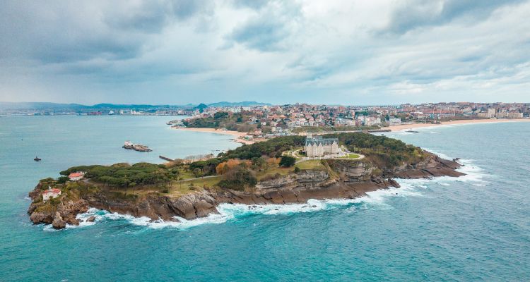 Cuánto cuesta cambiar una bañera por plato de ducha en Santander