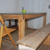 Mesa de madera y cristal con banco (pallets)