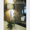 Iluminación con leds, detalle de lámpara y aplicación de luz indirecta, en Ambolk showroom