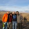 En la Bolívia, con profesores y alumnos al fondo