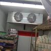 Montaje pantalla led en almacen kfc