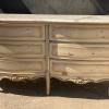 Mueble antiguo