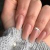 Manicura en gel con brillantes