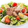 Ensaladas y platos con atún y huevo