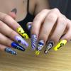 Uñas acrilicas con nail art a mano alzada