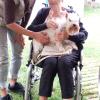 Terapia Canina en Residencia abuelos - La Garriga