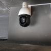 Instalación de cámara de video vigilancia motorizada.