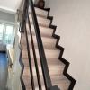 Escalera forradoda en madera 