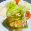 Pez esba con salsa verde