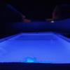 Piscina de 7,5 x 4  con led multicolor