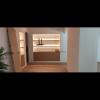 Focos colgantes y tira de led en muebles