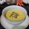Crema de Calabaza con Tostaditos salteados al ajo y perjil