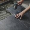 Colocación de suelo  cerámico con sistema de nivelación