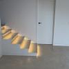 Escalera con iluminación