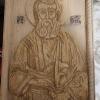 Trabajo artesanal y restauración en madera.