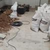 Reforma de baño: fase de demolición y preparación del espacio.