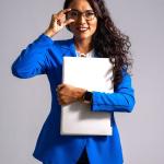 Candy Silva  Consultora Financiera Certificada