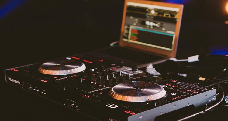 Cómo Ser DJ Profesional por pasos