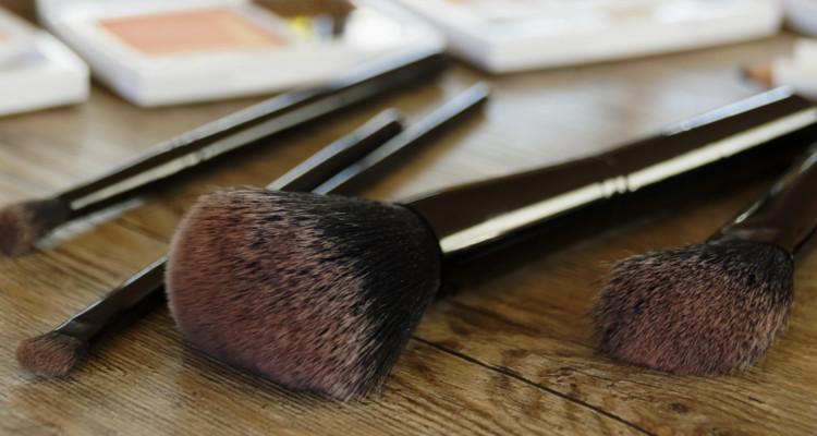 Cómo Captar Clientes para Maquillaje a Domicilio